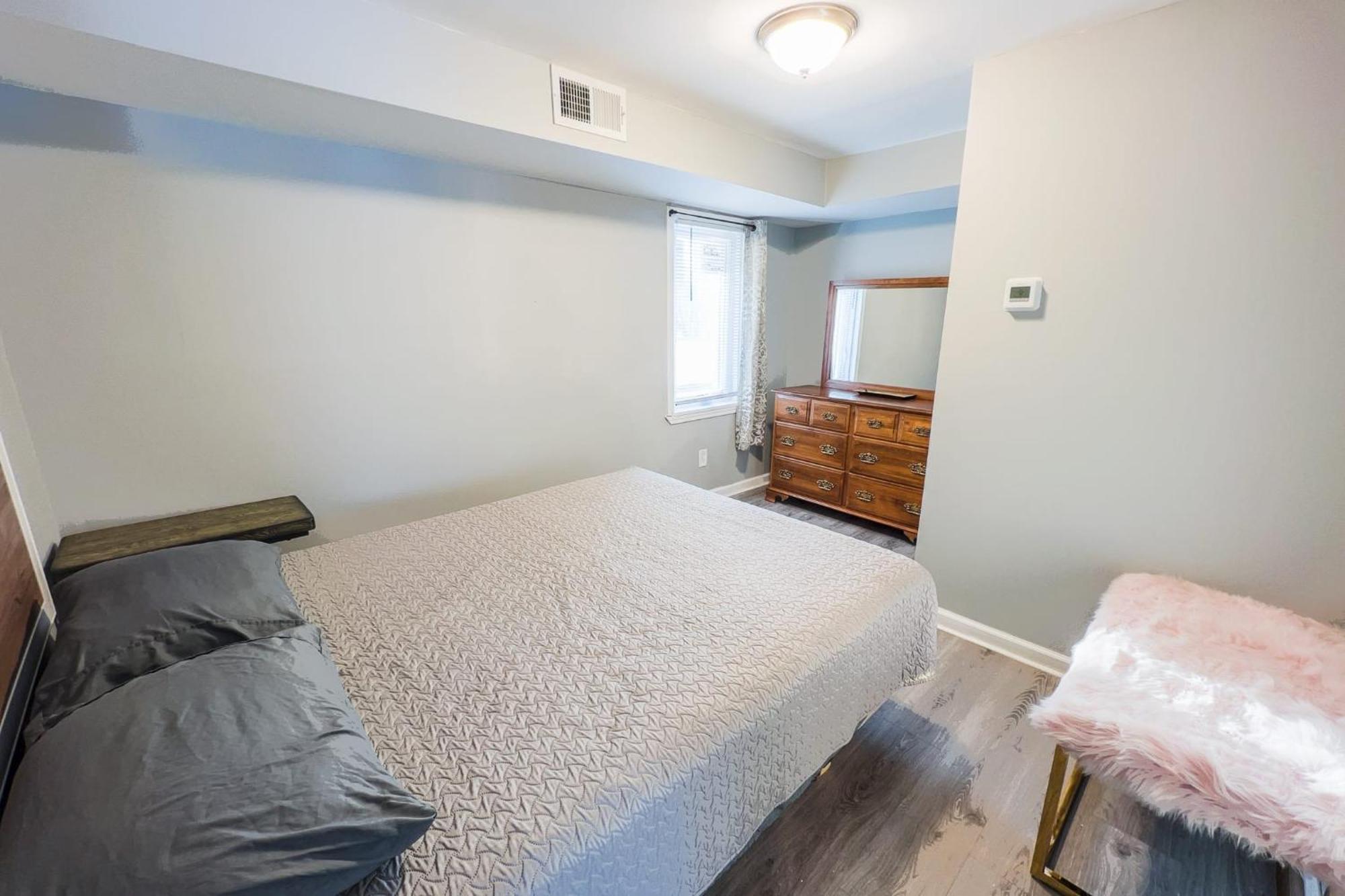 Large 6Br, 6 Bath In The City Of Καταρράκτες του Νιαγάρα Εξωτερικό φωτογραφία