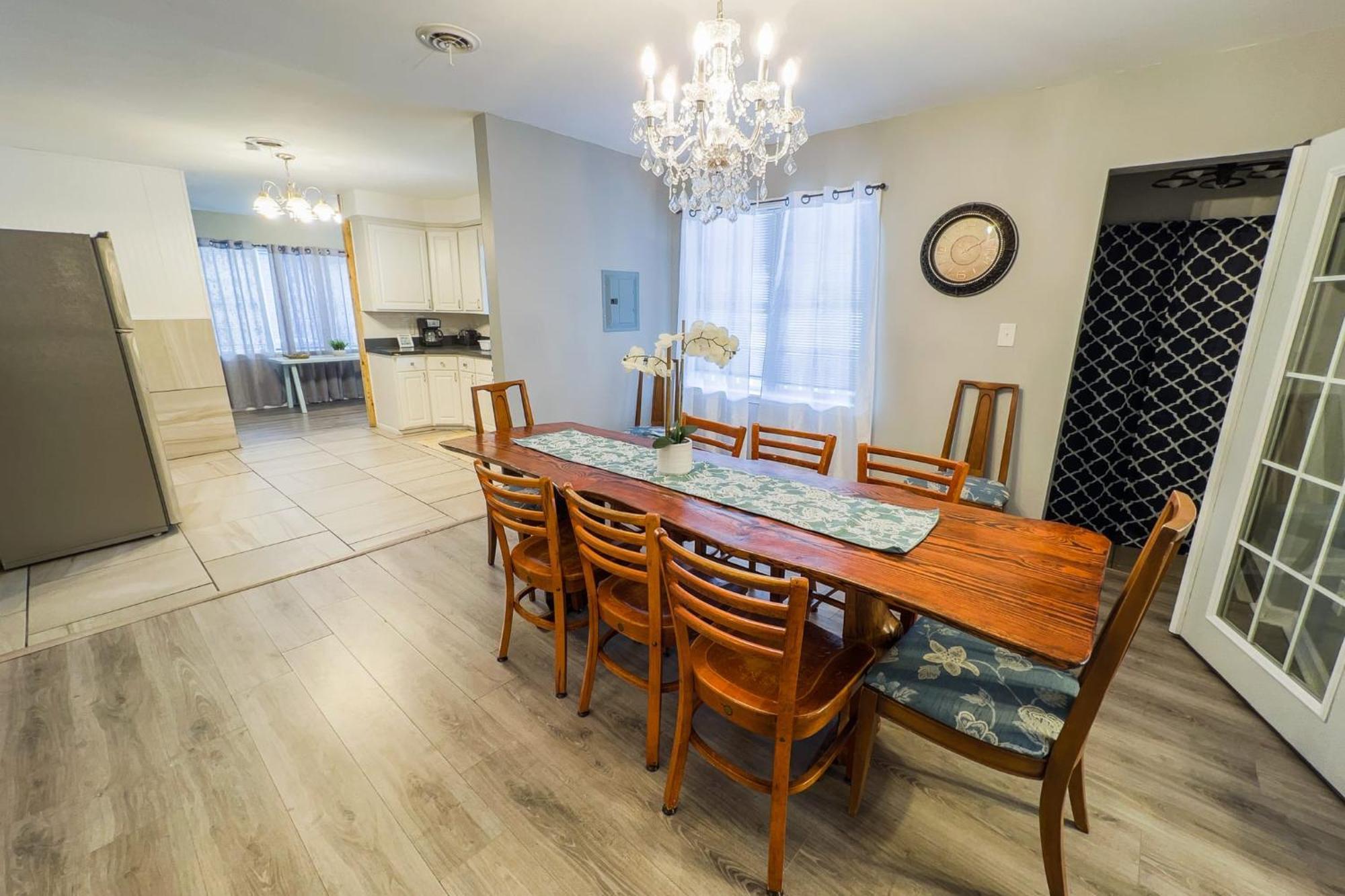 Large 6Br, 6 Bath In The City Of Καταρράκτες του Νιαγάρα Εξωτερικό φωτογραφία